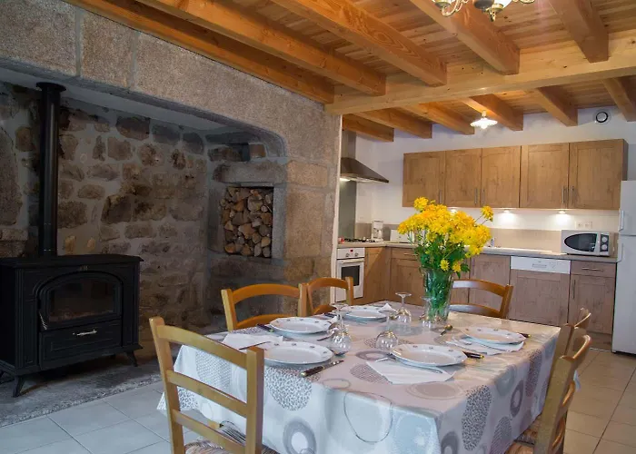 Le Pre De Chabanettes 6/8 Personnes Termes (Lozere)